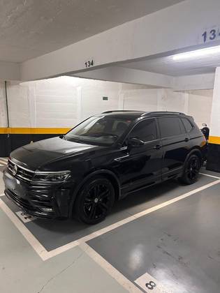 VOLKSWAGEN TIGUAN 2.0 350 TSI GASOLINA ALLSPACE R-LINE 4MOTION DSG VOLKSWAGEN TIGUAN 2.0 350 TSI GASOLINA ALLSPACE R-LINE 4MOTION DSG